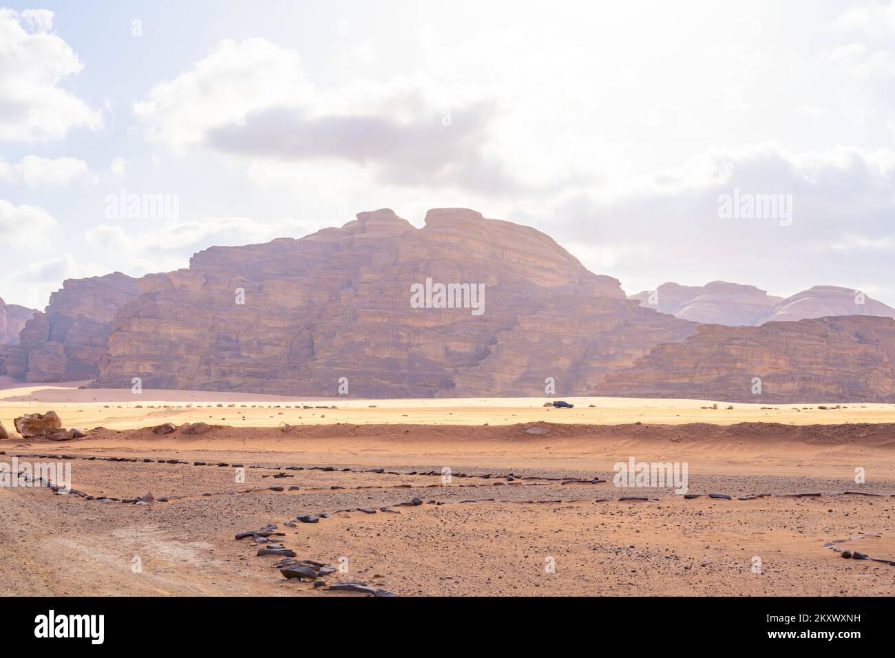 Die Berge von wadi Rum Jordan. Am frühen Morgen. Stockfoto