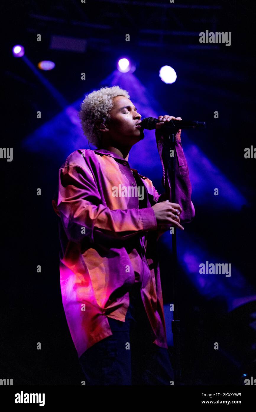 Italien 29. November 2022 Destin Conrad - Eröffnungsakt für Kehlani - live in Fabrique Mailand © Andrea Ripamonti / Alamy Stockfoto