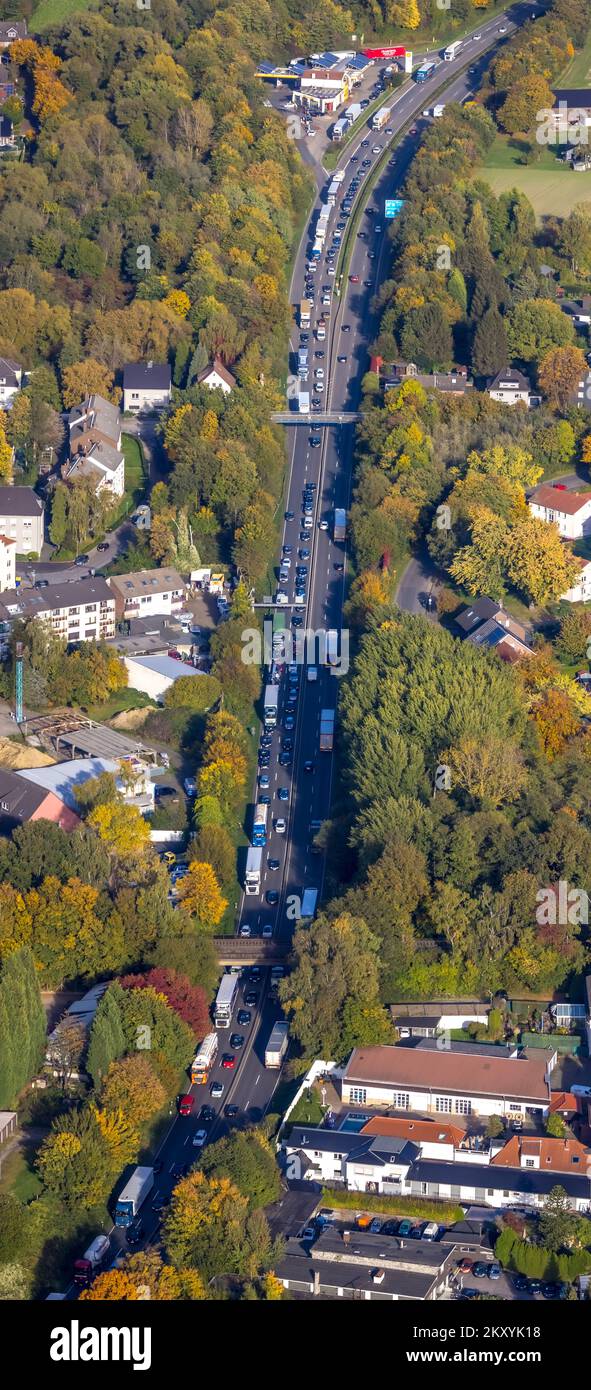 Luftaufnahme, Straße Essener Straße, Bundesstraße B224, Baustelle in Agathastraße, Butendorf, Gladbeck, Ruhrgebiet, Nordrhein-Westfalen, Deutsch Stockfoto
