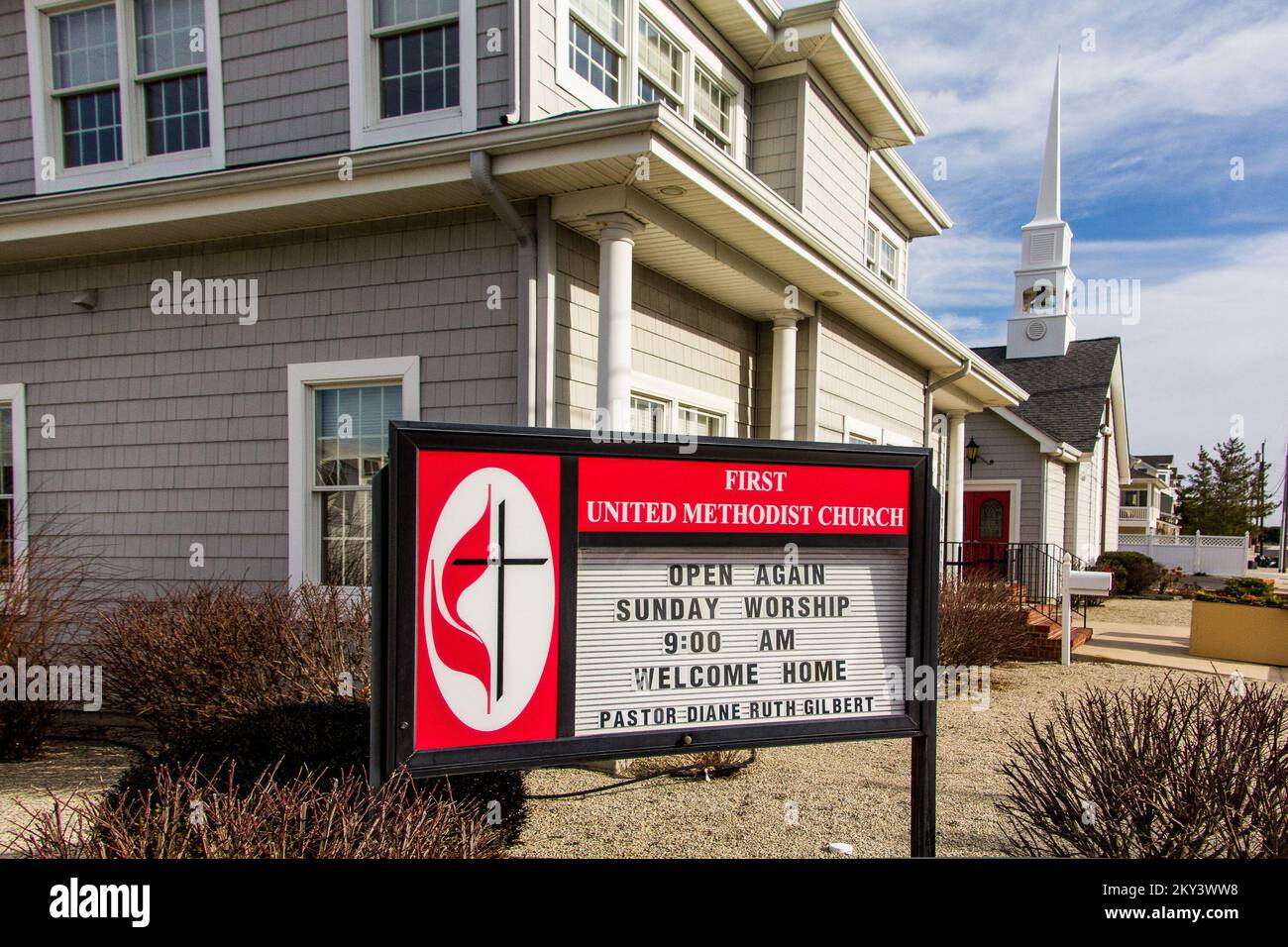 Die Kirche Öffnet Wieder. Hurrikan Sandy Aus New Jersey. Fotos zu Katastrophen- und Notfallmanagementprogrammen, Aktivitäten und Beamten Stockfoto