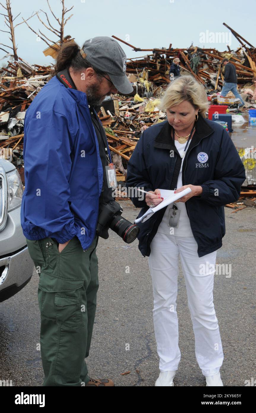 FEMA PIO und News Media. Fotos zu Katastrophen- und Notfallmanagementprogrammen, Aktivitäten und Beamten Stockfoto