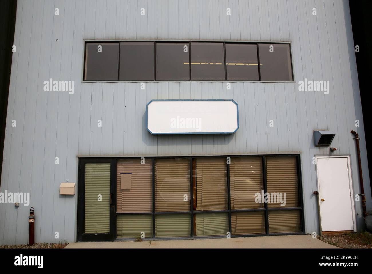 Fairbanks, Alaska, 21. Mai 2014 FEMA bietet logistische Unterstützung für Notfallmanager, die tief in Alaska von einem Area Field Office (AFO) aus eingesetzt werden. Das AFO ist zentral gelegen und kann den Katastrophenüberlebenden, der FEMA und dem Staat Alaska mit Logistik und Ressourcen besser dienen. Adam DuBrowa/FEMA. Überschwemmung In Alaska. Fotos zu Katastrophen- und Notfallmanagementprogrammen, Aktivitäten und Beamten Stockfoto