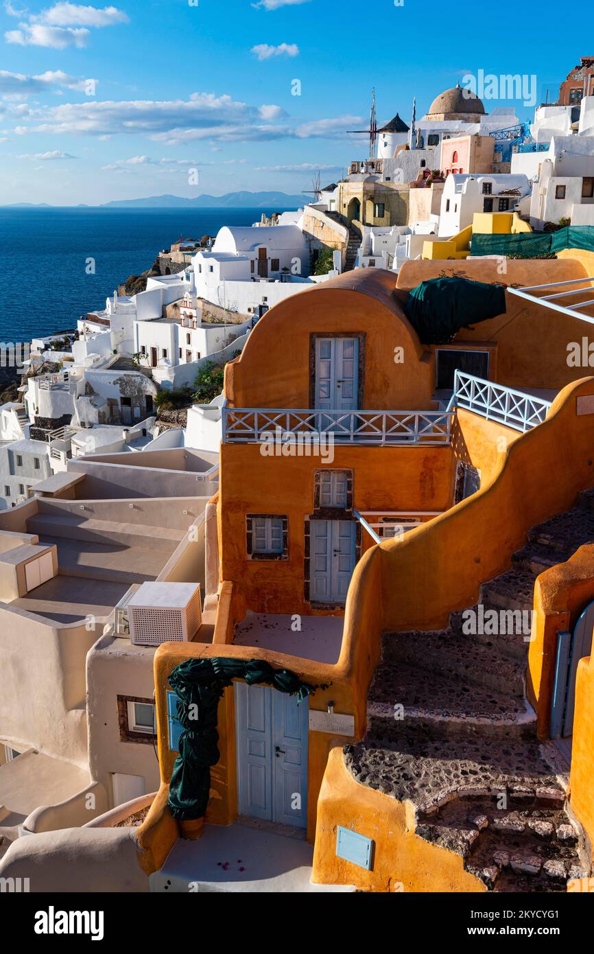Farbenfrohes Haus, Oia, Santorin, Griechenland Stockfoto