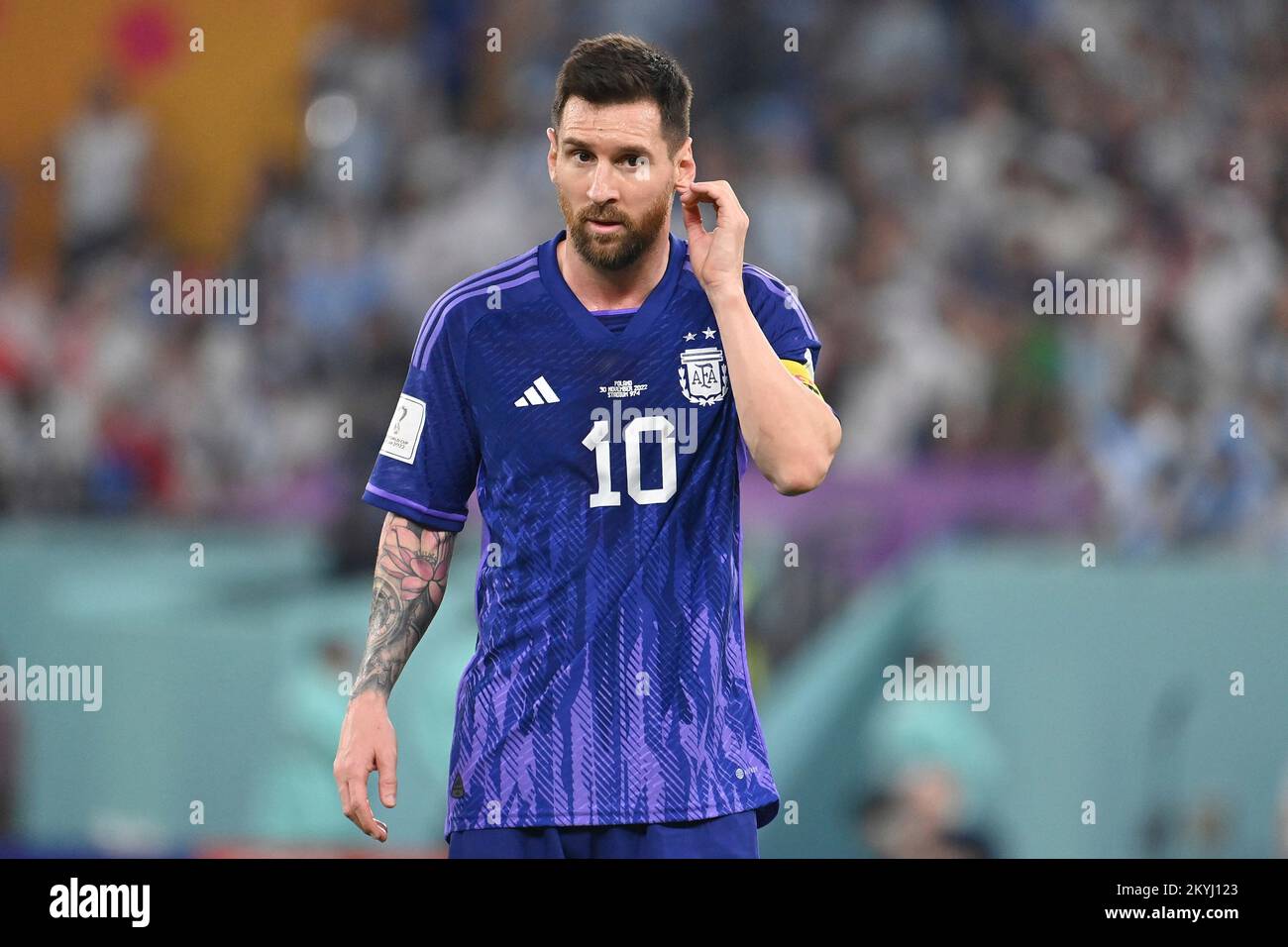 Lionel MESSI (ARG), skeptisch, Geste, Aktion, Einzelbild, Schneide ein einzelnes Motiv, eine halbe Figur, eine halbe Figur. Game 39, Gruppe C Polen PO) - Argentinien (ARG) 0-2 am 30.. November 2022, Stadium 974 Fußball-Weltmeisterschaft 20122 in Katar ab November 20.. - 18.12.2022? Stockfoto