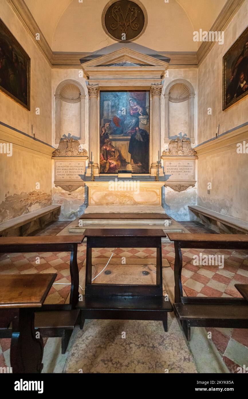 Italien Veneto Venedig - Kirche San Francesco della Vigna (1554) - Giustinianis Kapelle - Paolo Veronese - "Heilige Familie mit der heiligen Katharina und dem heiligen Antonius Abt" Stockfoto