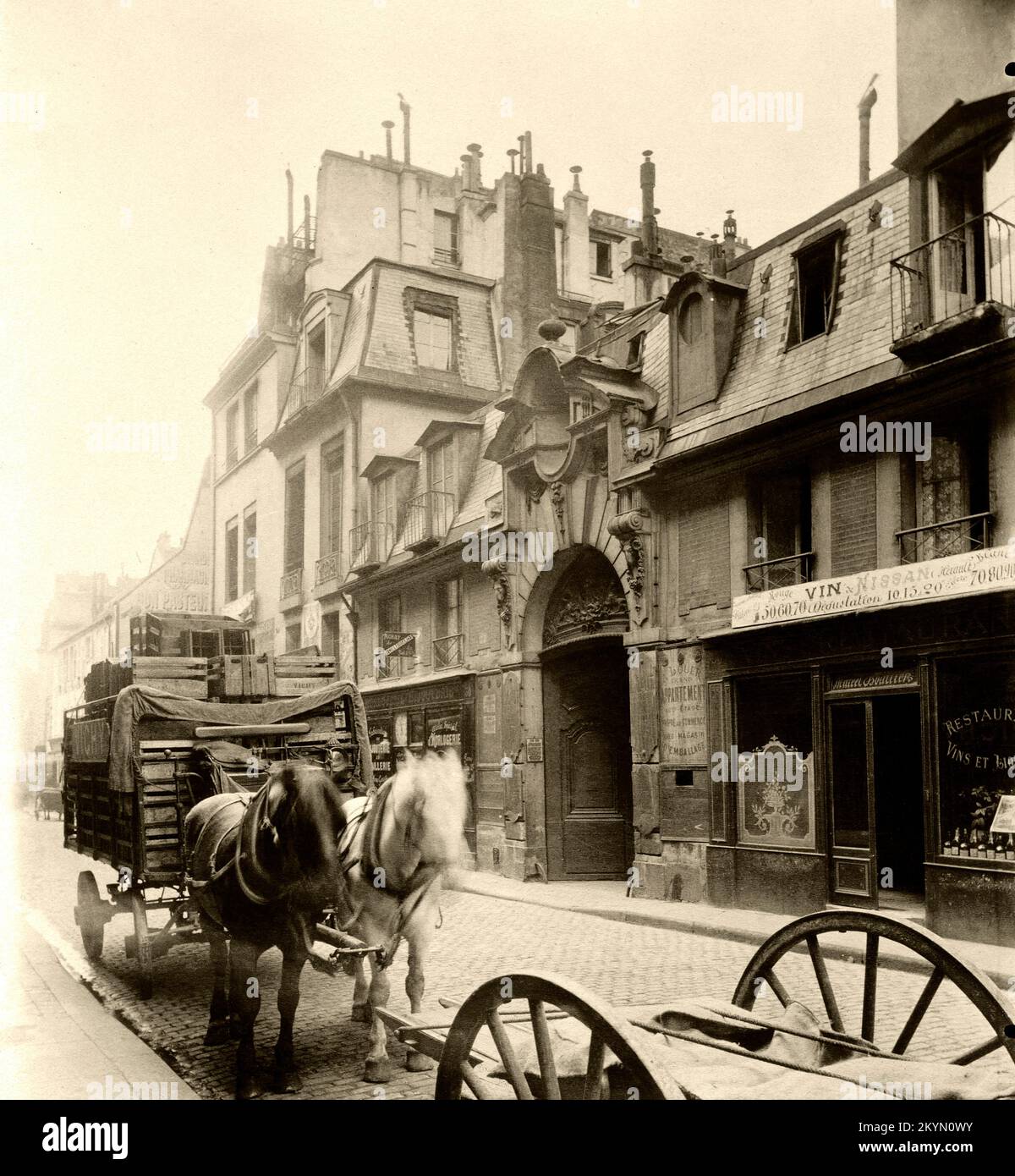 Hôtel Gabriel d'Estrées, 30 rue des Francs Bourgeois, Arrondissement 3ème, Paris - Atget, Eugène (Jean Eugène Auguste Atget, Ende 1800 - Stockfoto