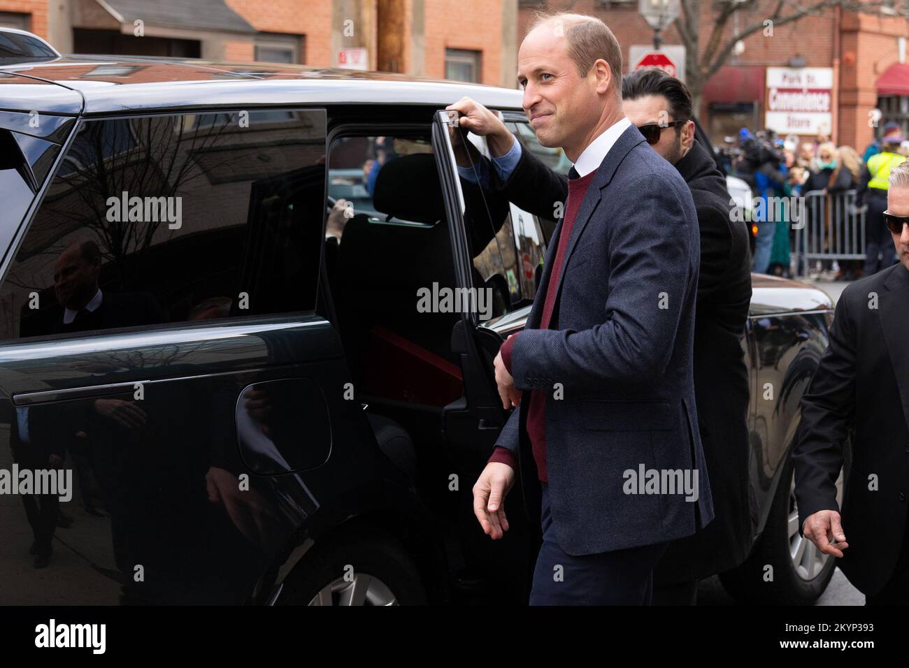 Chelsea, MA, USA. 1.. Dezember 2022. Prinz William und Prinzessin Kate besuchen Roca während ihres Besuchs in Boston in Chelsea, Massachusetts am 1. Dezember 2022. Kredit: Katy Rogers/Media Punch/Alamy Live News Stockfoto