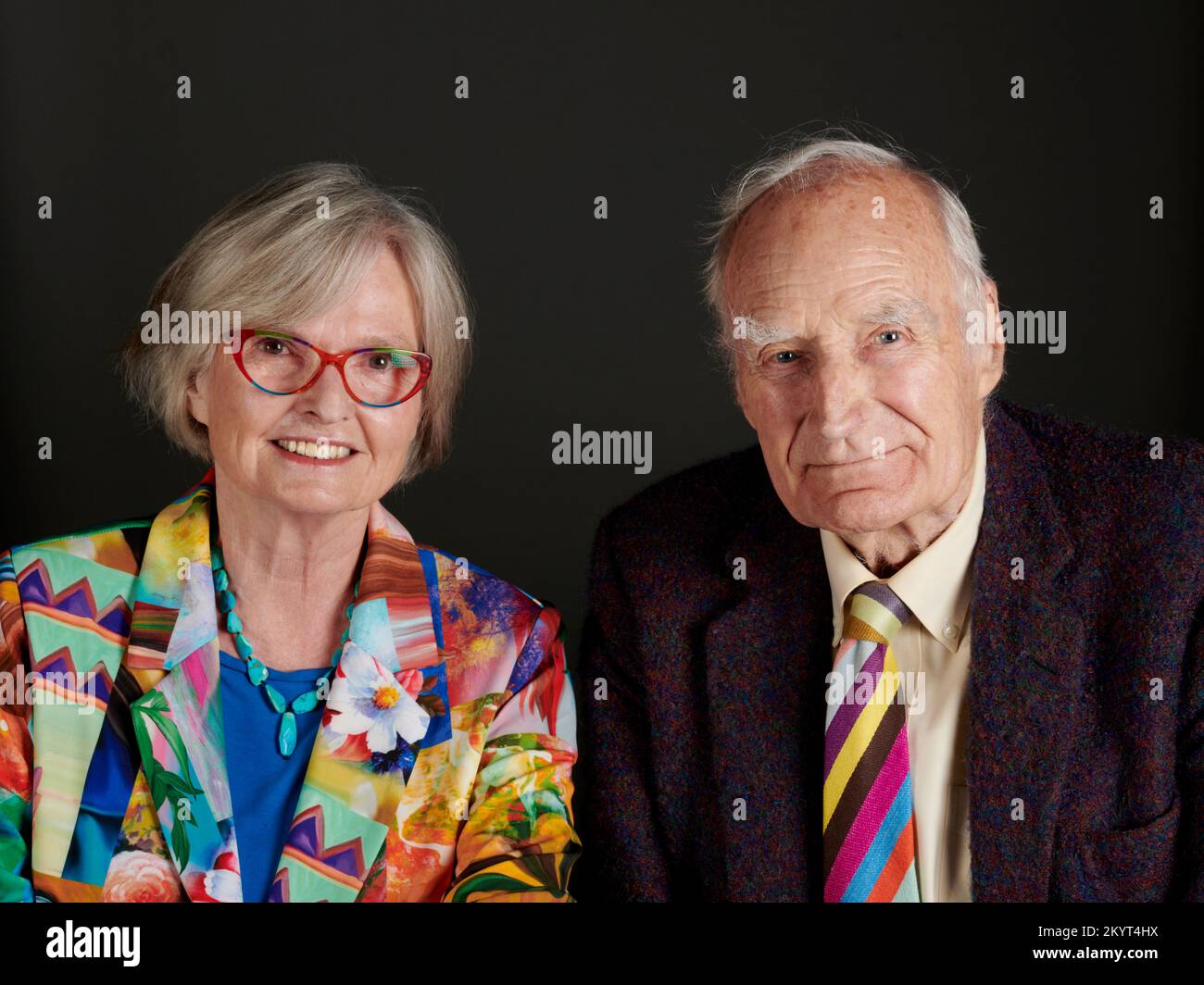 Peter Snow und Ann MacMillian beim Oldie lit Lunch 15-11-22 Neil Spence Photography; Liberal Club; Stockfoto