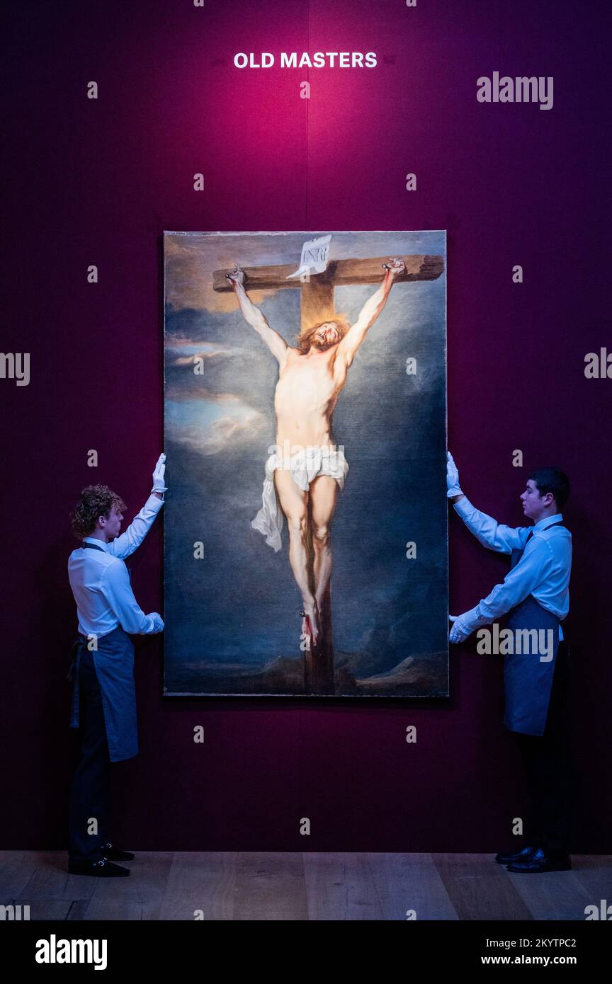 London, Großbritannien. 2.. Dezember 2022. Sir Anthony Van Dyke and Studio, Christ on the Cross, geschätzt 150.000 GBP - 250.000 GBP - Vorschau auf die Classic Week in Christie's London läuft bis zum 15. Dezember bei vier Live-Auktionen und drei Online-Verkäufen. Kredit: Guy Bell/Alamy Live News Stockfoto