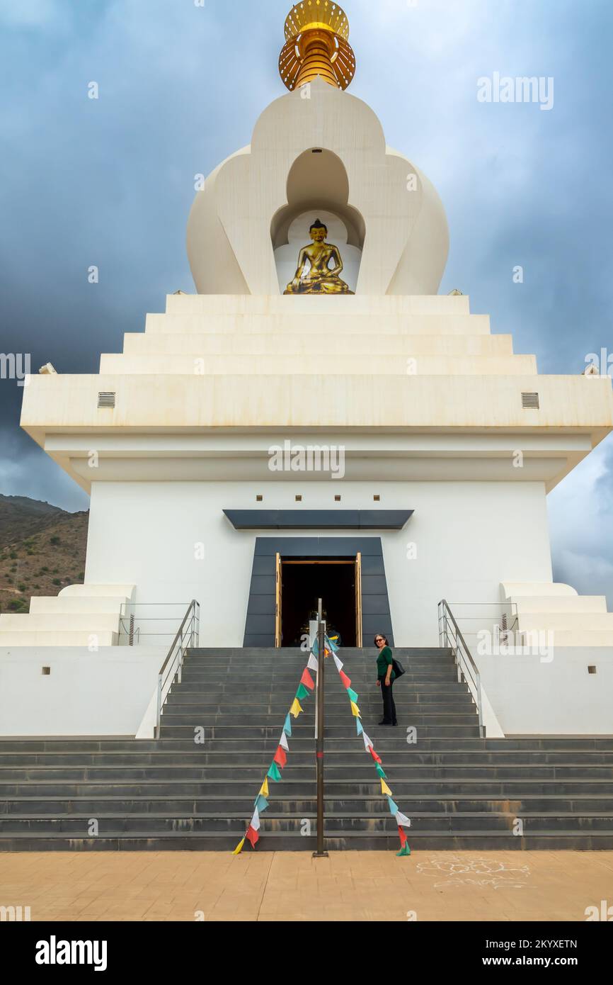 Benalmádena Aufklärungsstupa: Tibetische buddhistische Stupa in der Stadt Benalmádena in der Provinz Málaga, Spanien Stockfoto