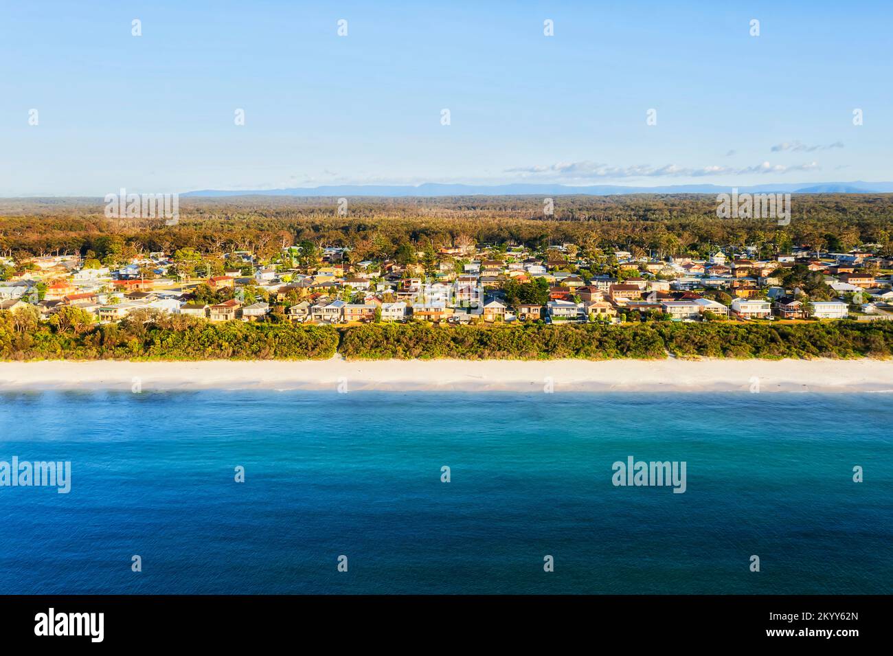 Uferpromenade des Callala Beach Resortorts an der Jervis Bay in Australien - pazifikküste. Stockfoto