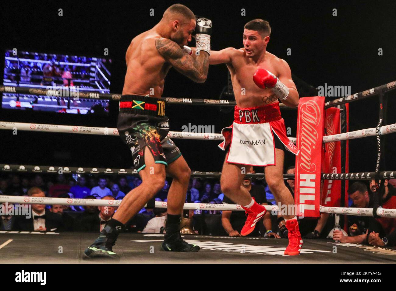 Newcastle, Großbritannien. 02.. Dezember 2022. Josh Kelly besiegt Troy Williamson bei der British Super-Welterweight Championship: Troy Williamson vs Josh Kelly in utilita Arena, Newcastle Upon Tyne, Großbritannien, 2.. Dezember 2022 ( Kredit: Dan Cooke/Alamy Live News Stockfoto