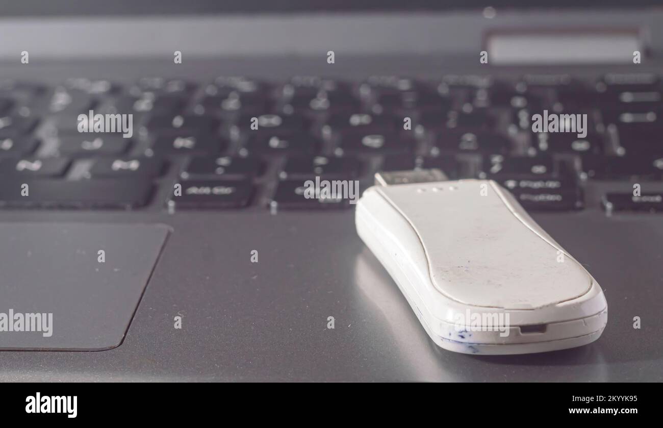 Modem anschließen -Fotos und -Bildmaterial in hoher Auflösung – Alamy
