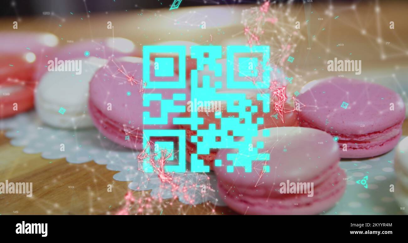 Blauer QR-Code mit einem rot schwebenden Netz von Verbindungen über rosa Makronen, die auf einem Tisch liegen Stockfoto