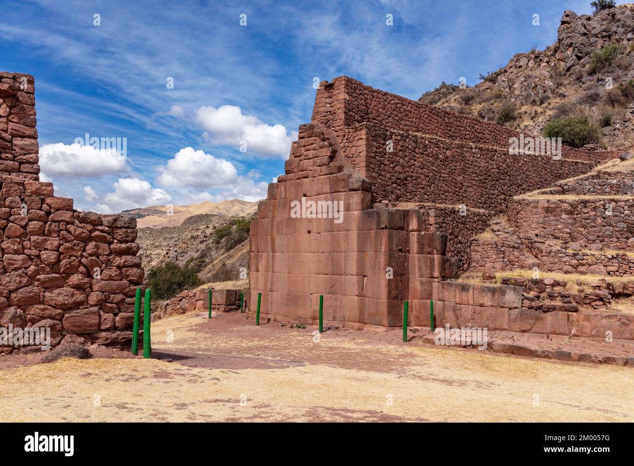 Portada de Rumicolca, auch Rumiqolqa, Huarcapay, Peru, Südamerika Stockfoto