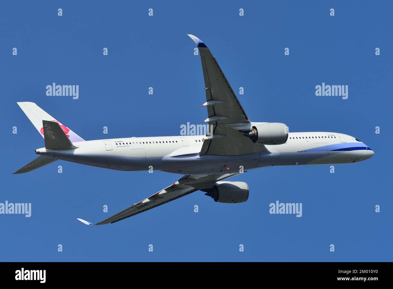 Präfektur Chiba, Japan - 05. Mai 2019: Passagierflugzeug China Airlines Airbus A350-900 (B-18912). Stockfoto