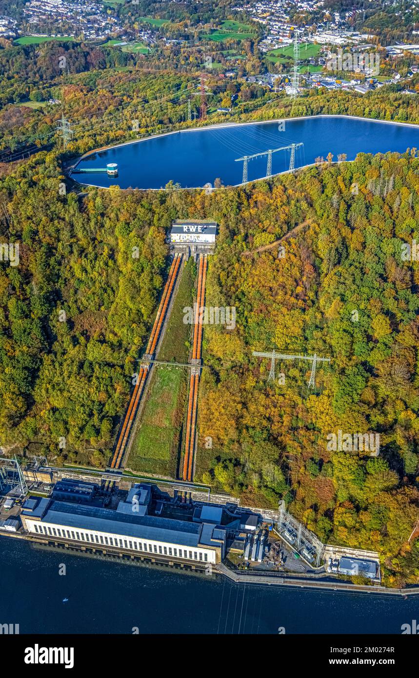 Luftaufnahme, Pumpspeicherkraftwerk und Wasserspeicher Koepchenwerk RWE, Hengsteysee, Ardeygebirge Herbstfarben, Herdecke, Ruhrgebiet, Nordrhein-West Stockfoto