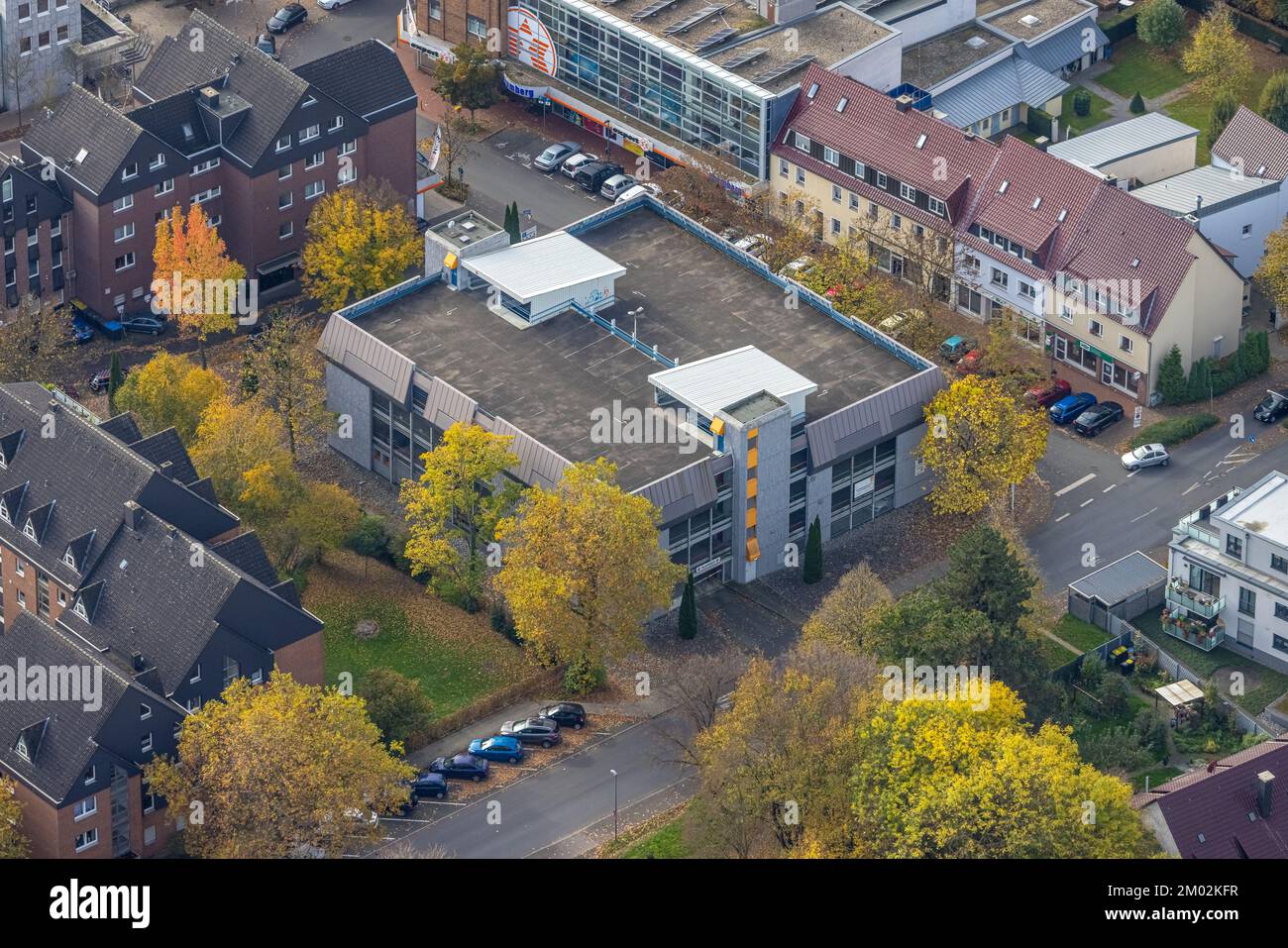 Luftaufnahme, Stadt, Parkhaus Kämerstraße, Kamen, Ruhrgebiet, Nordrhein-Westfalen, Deutschland, DE, Europa, Luftfotografie, Parkhaus, Parkplatz Stockfoto