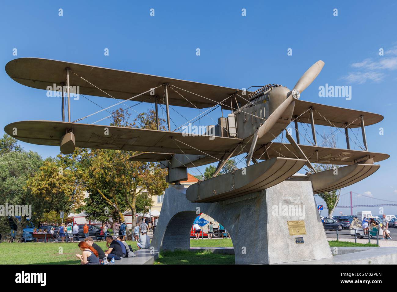 Lissabon, Portugal. Nachbildung von Fairey 17, eines der drei Flugzeuge, die 1922 die erste südatlantische Überquerung schafften. Das Flugzeug, mit dem Namen Santa Cru Stockfoto