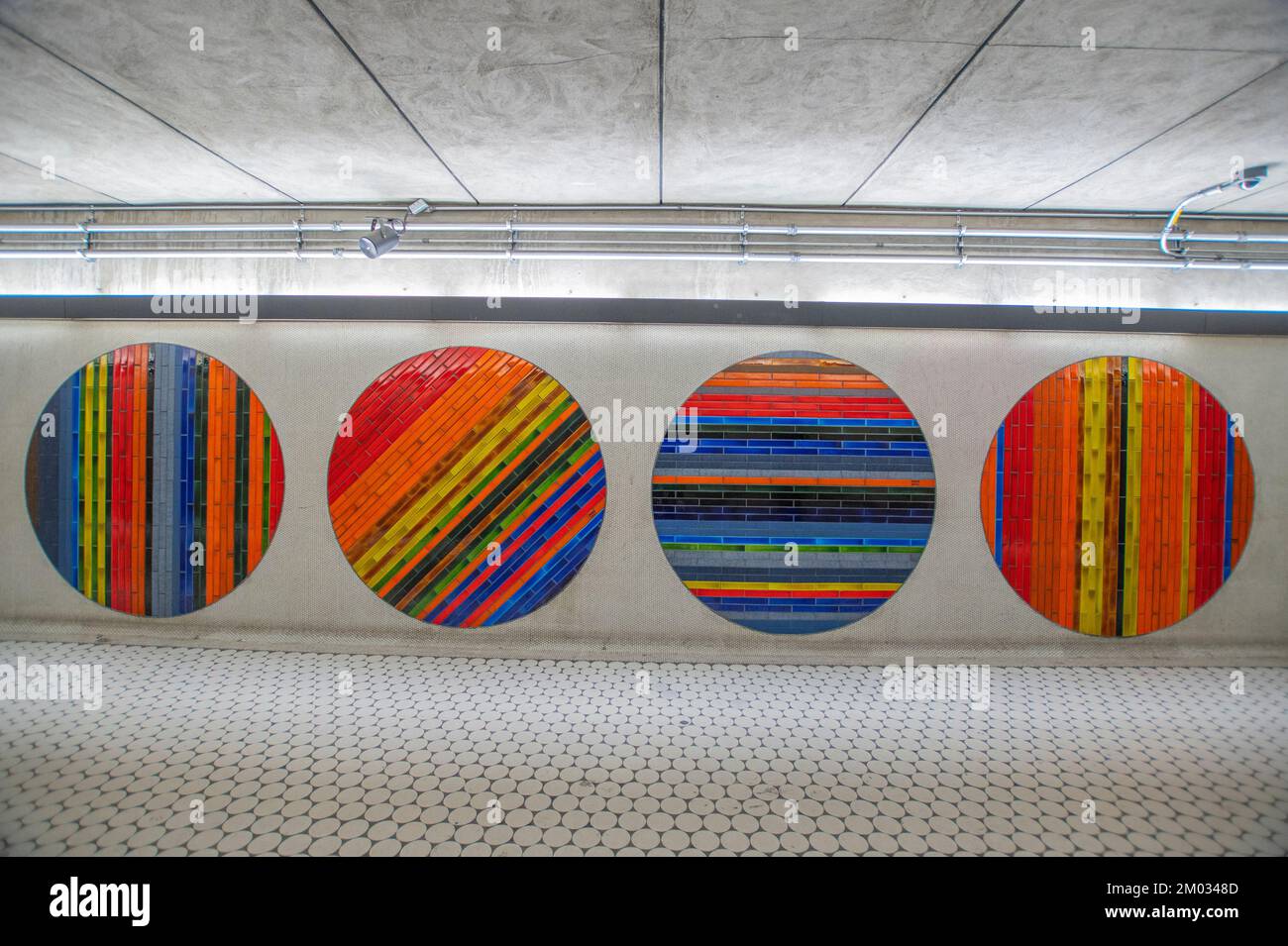 Circle 1966 an der U-Bahnstation Peel in Montreal, Quebec, Kanada Stockfoto