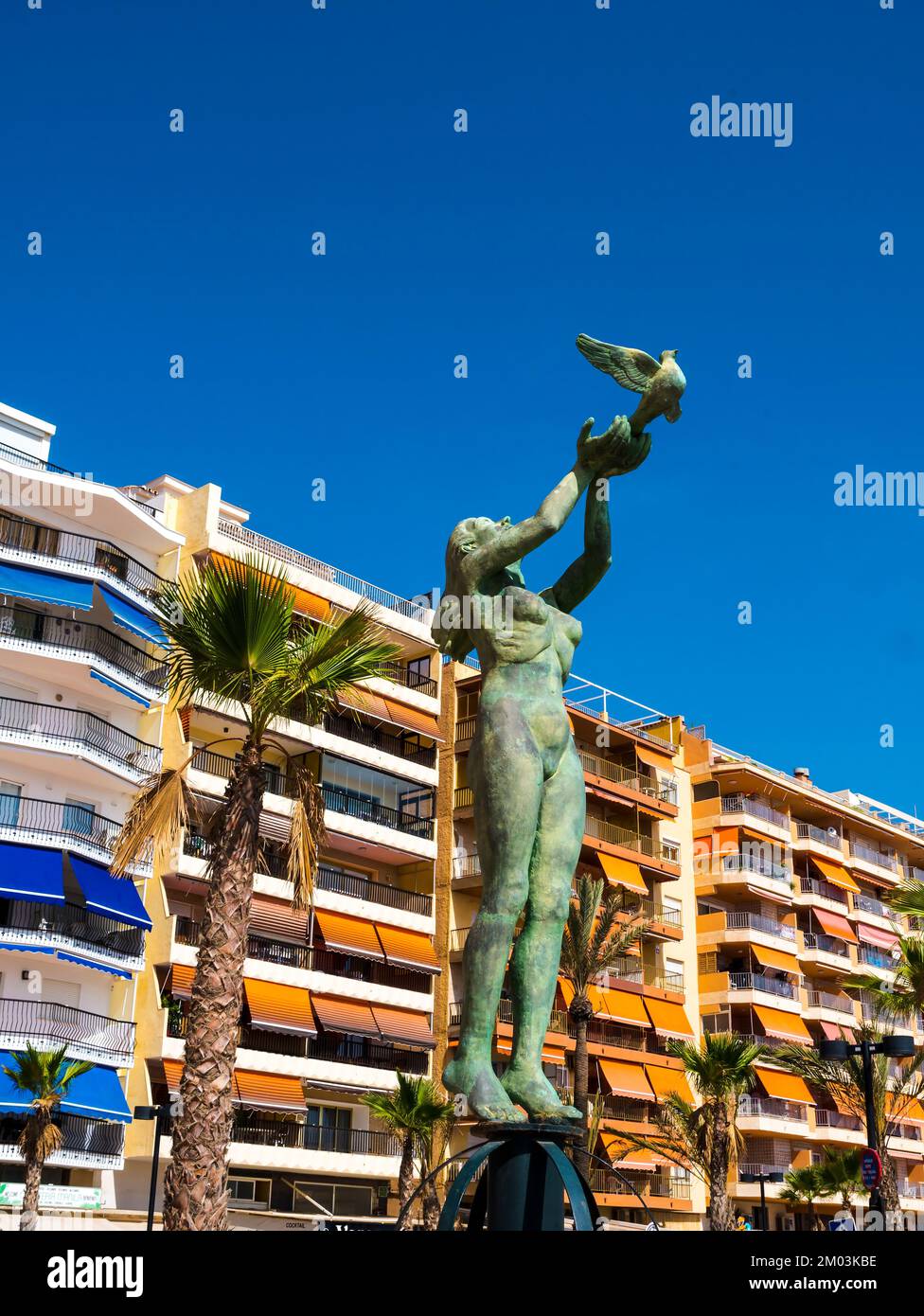 Hotels am 5 km langen Strand von Fuengirola an der Costa del Sol in Spanien Stockfoto Hotels am 5 km langen Strand von Fuengirola an der Costa del Sol in Spanien Stockfoto