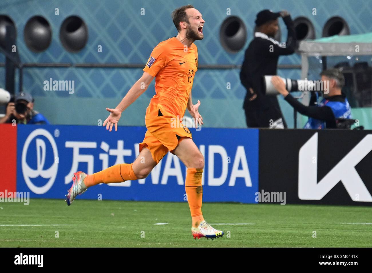 Goaljubel Daley BLIND (NED) auf 1-0, Jubiläum, Freude, Enthusiasmus, Action, Einzelaktion, Einzelbild, Ausschnitt, Ganzkörperaufnahme, Ganzkörperrunde von 16 Niederlanden (NED) - USA 3-1 am 3.. Dezember 2022, Khalifa International Stage. Fußball-Weltmeisterschaft 20122 in Katar ab 20,11. - 18.12.2022? Stockfoto
