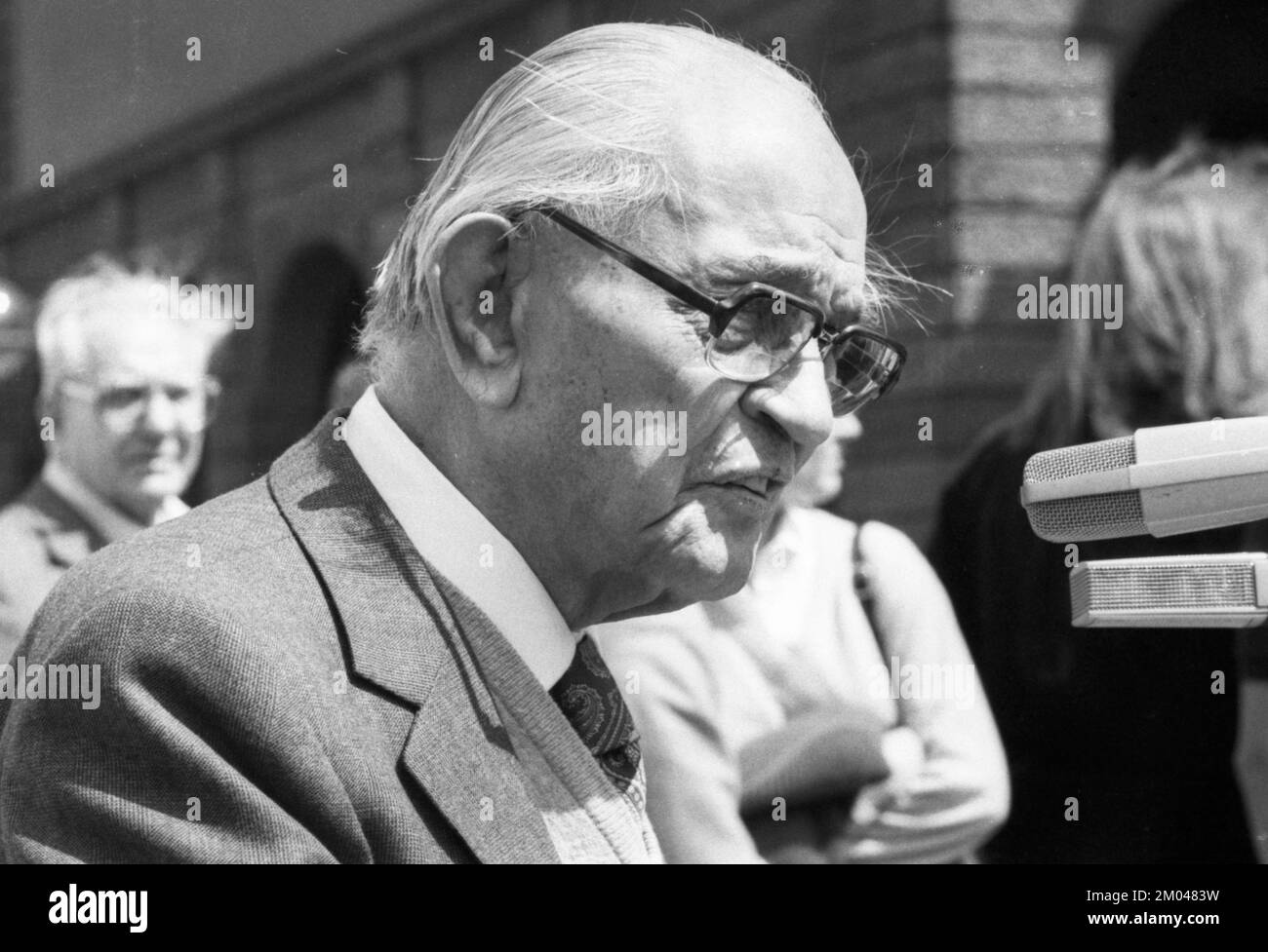 Der 35.-jährige Kongress zur Beendigung der faschistischen Herrschaft wurde von einer Demonstration und Kundgebung am 10. Mai 1980 in Mannheim begleitet. Martin Niemoeller, Deutschland, Stockfoto