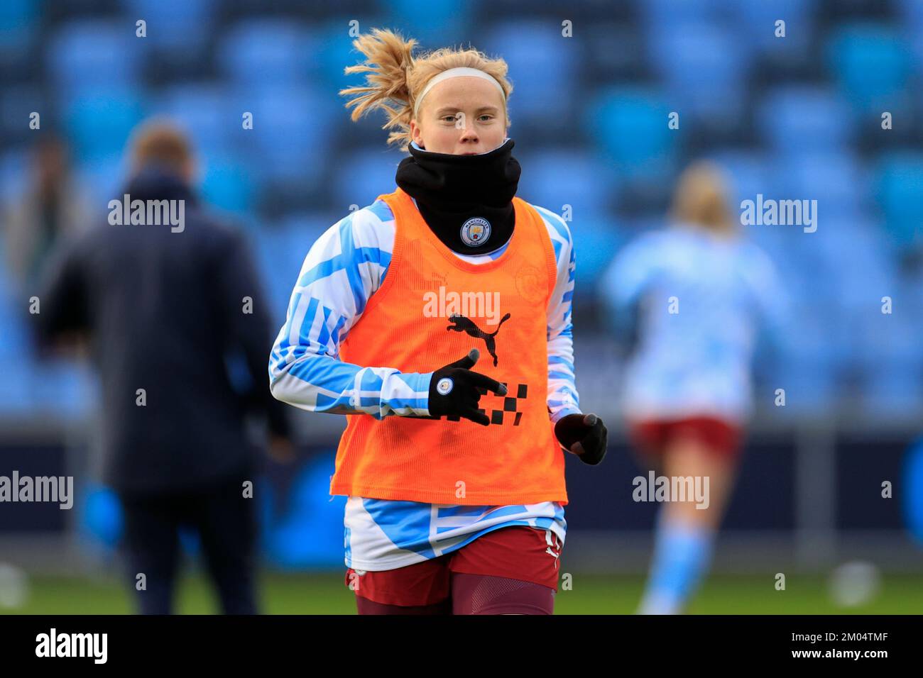 Julie Blakstad während des Warm-Up vor dem FA Women's Super League Match Manchester City Women vs Brighton & Hove Albion W.F.C. am Etihad Campus, Manchester, Großbritannien, 4.. Dezember 2022 (Foto von Conor Molloy/News Images) Stockfoto