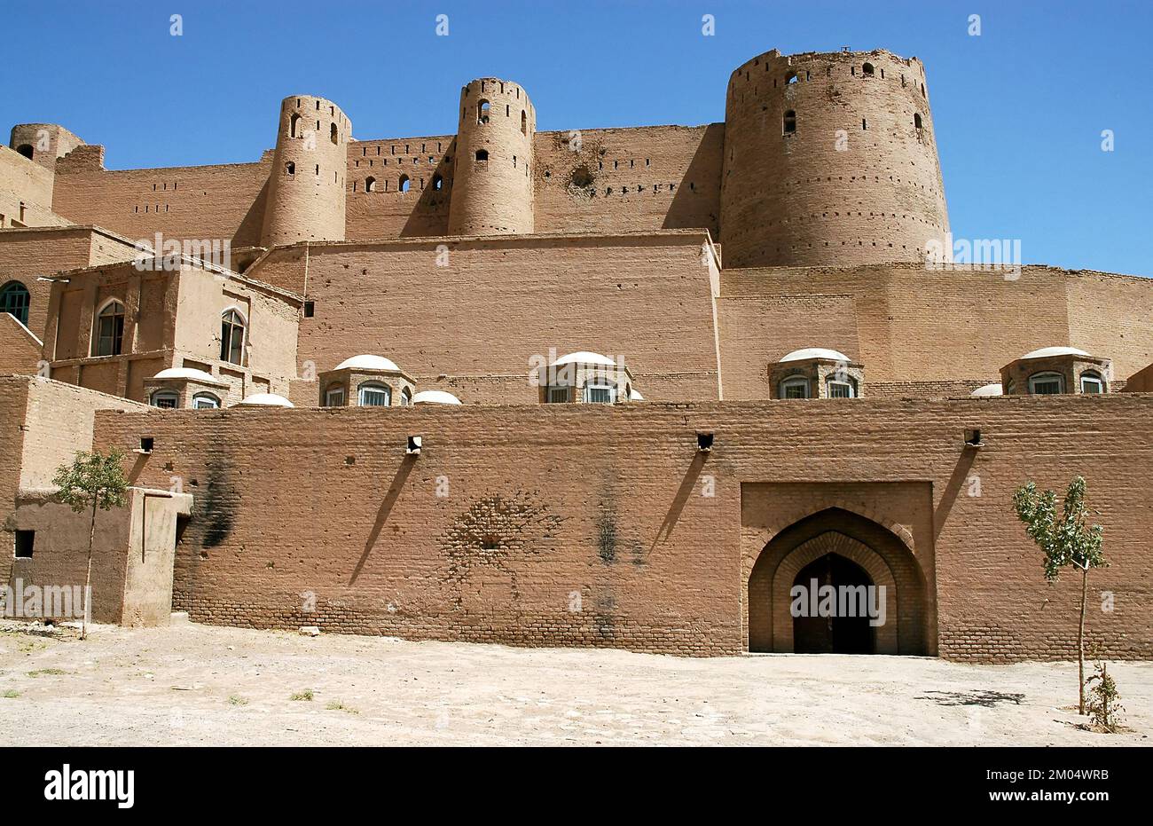 Herat Zitadelle in Herat, Afghanistan. Das Fort stammt aus dem 15.. Jahrhundert. Das Schloss wurde in den 1970er Jahren restauriert und 2011 renoviert. Stockfoto