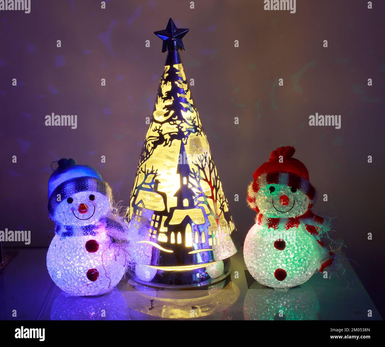 Crafting Spark Kreuzstich-Set – 4 Schneemann-Motive Auf Kunststoff-Leinwand, 14 Karat, 25 Farben