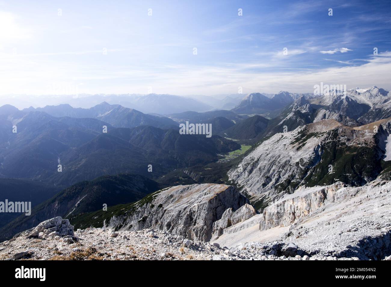 Ein Ausblick von der Pleisenspitze Stockfoto