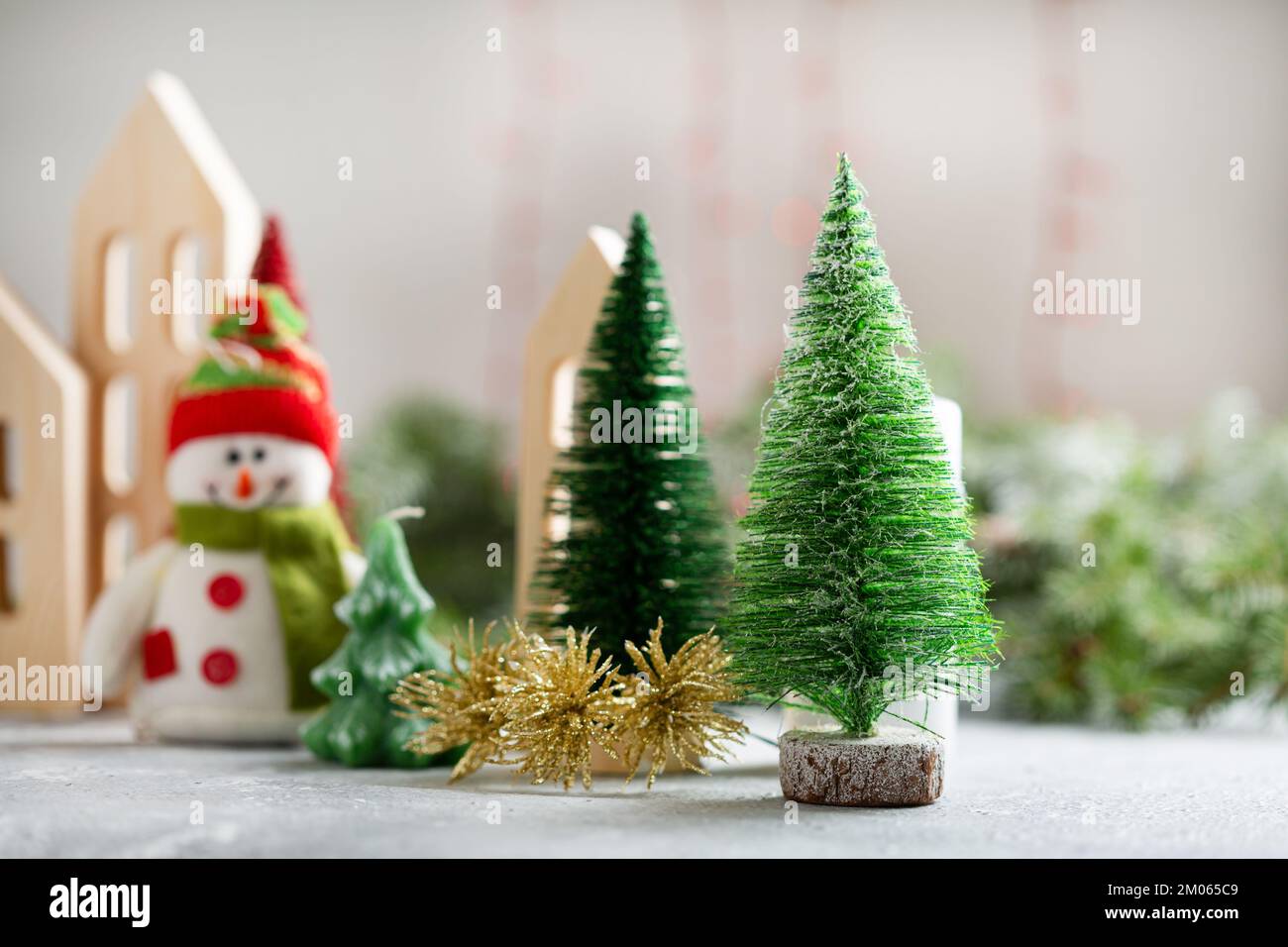 Grünes Weihnachtsbaumdekor Weihnachtskonzept Stockfoto