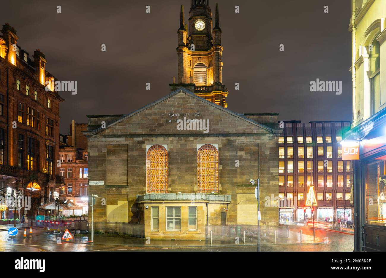 St. George's Tron, Gemeindekirche, Nelson Mandela Place, Glasgow, Schottland. Dieses Bild wurde 1808 eröffnet und im Dezember 2022 aufgenommen. Stockfoto
