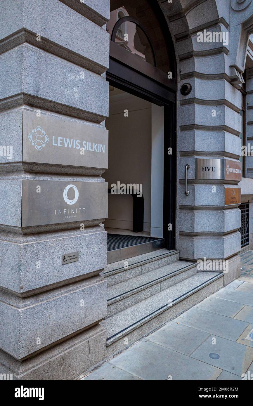 Lewis Silkin Londoner Anwaltskanzlei. Lewis Silkin LLP 5 Chancery Lane in London. Gegründet 1950. Stockfoto