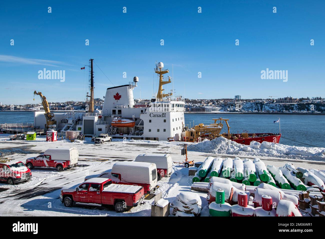 Ein Schiff der Küstenwache in Quebec City Stockfoto