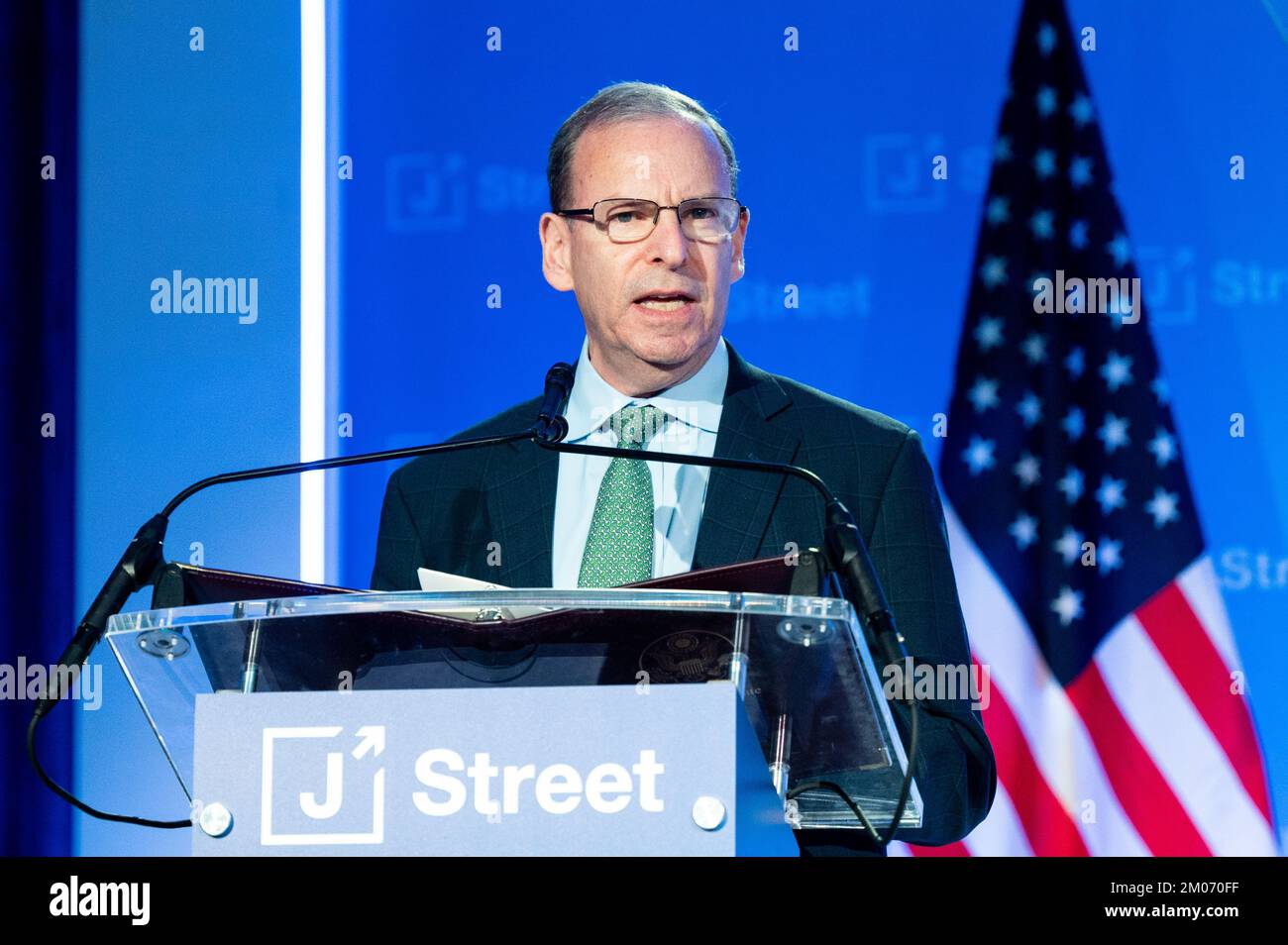 Washington, Usa. 04.. Dezember 2022. Jeremy Ben-Ami, President, J Street, spricht auf der 2022 J Street National Conference im Omni Shoreham Hotel in Washington, DC. (Foto: Michael Brochstein/Sipa USA) Guthaben: SIPA USA/Alamy Live News Stockfoto