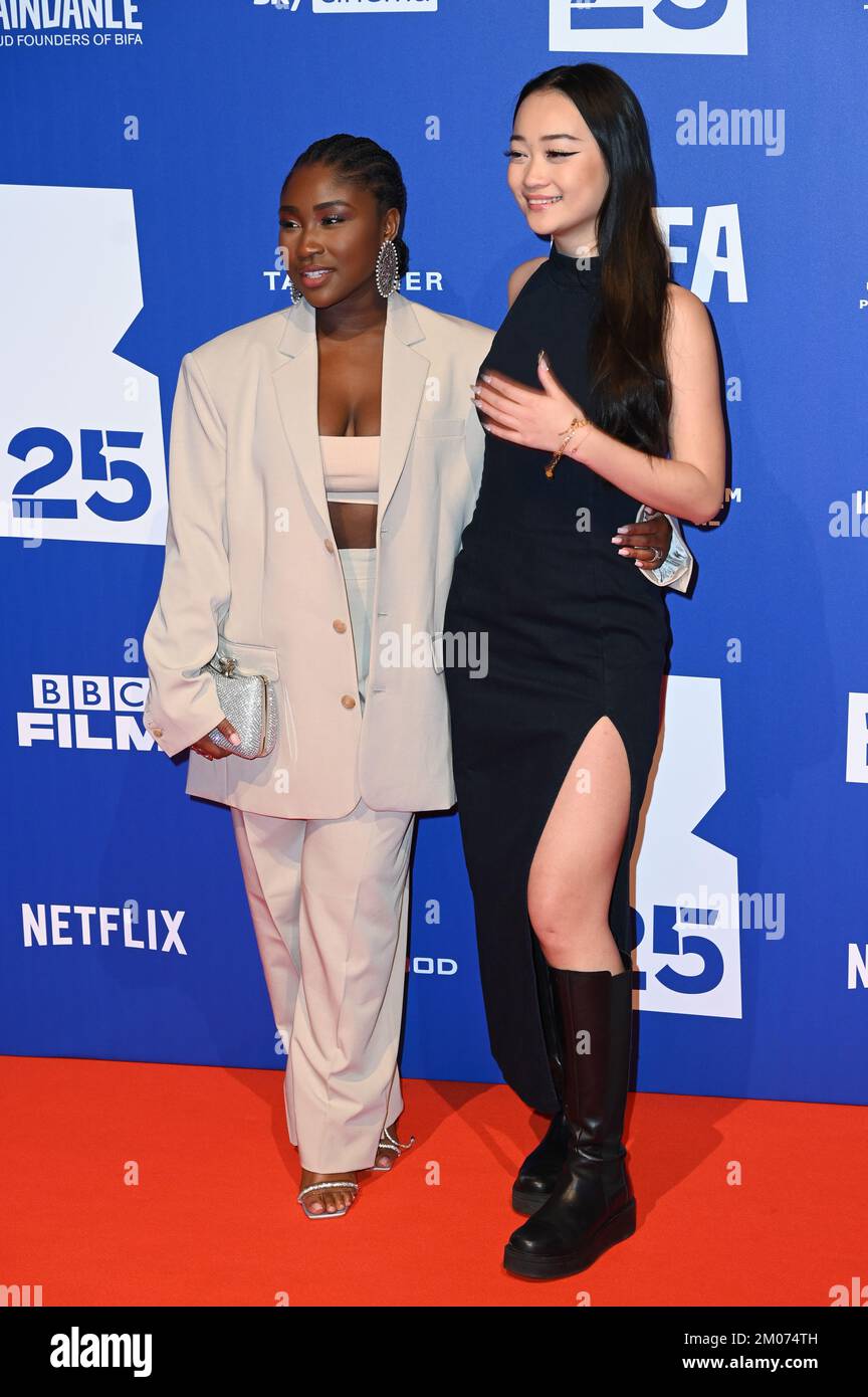 Old Billingsgate, London, Großbritannien. 4.. Dezember 2022: Lauryn Ajufo und Schauspielerin Callina Liang nehmen an den British Independent Film Awards 25. Teil. Kredit: Siehe Li/Picture Capital/Alamy Live News Stockfoto