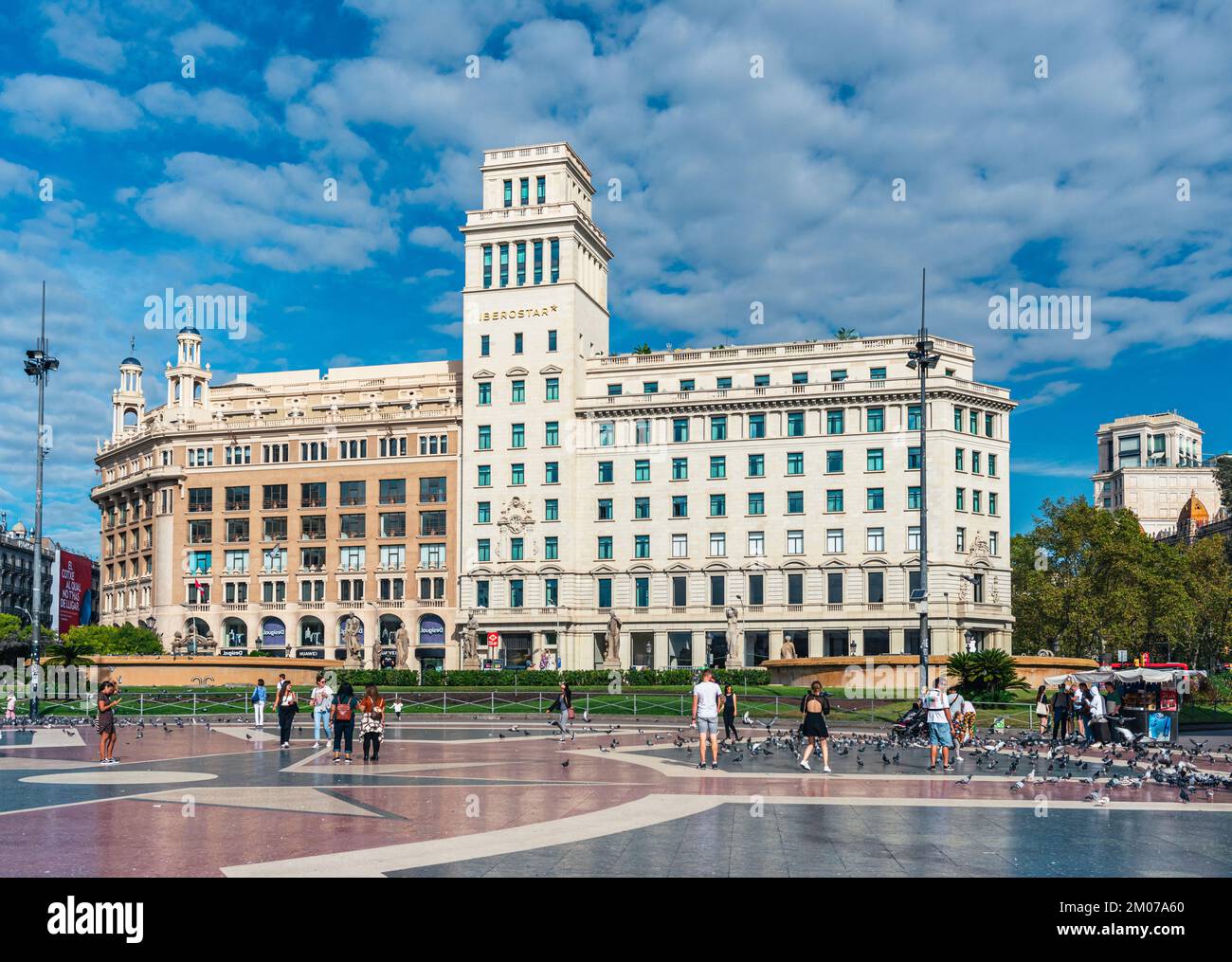 Plaza de Catalunya in Barcelona, Katalonien, Spanien, Europa Stockfoto