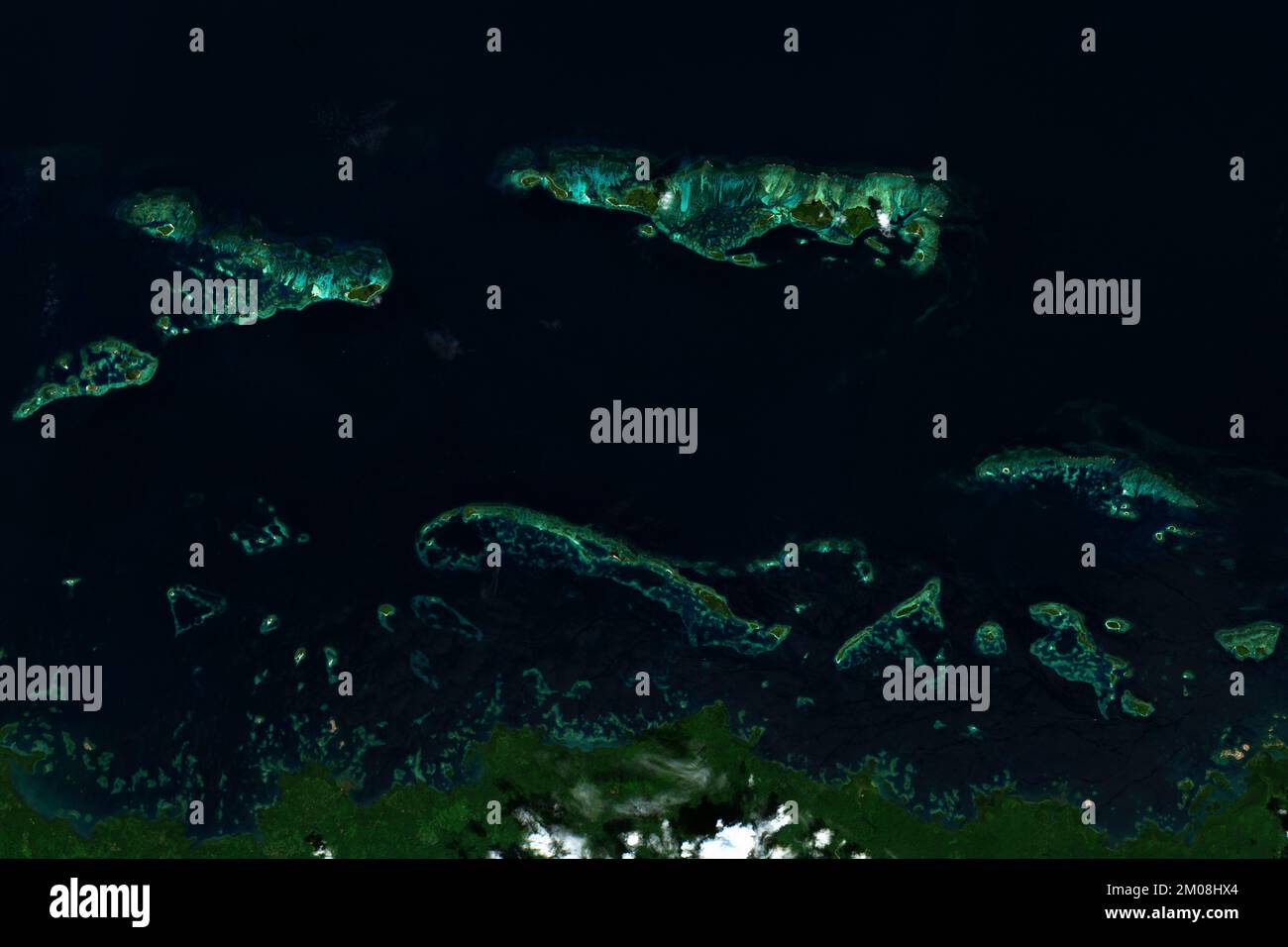 Hochauflösendes Satellitenbild der San Blas-Inseln in Panama – enthält modifizierte Copernicus-Sentinel-Daten (2022) Stockfoto