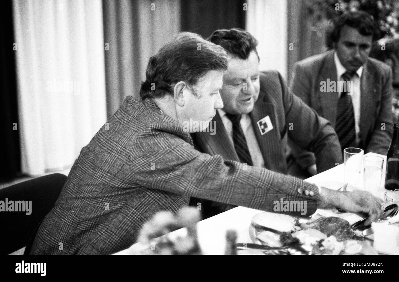 Bayerischer Staatspräsident Franz-Josef Strauß auf einer CDU-Wahlveranstaltung am 20. September 1979 in Bochum. Mit Kurt Biedenkopf (links), Deutschland, Europa Stockfoto