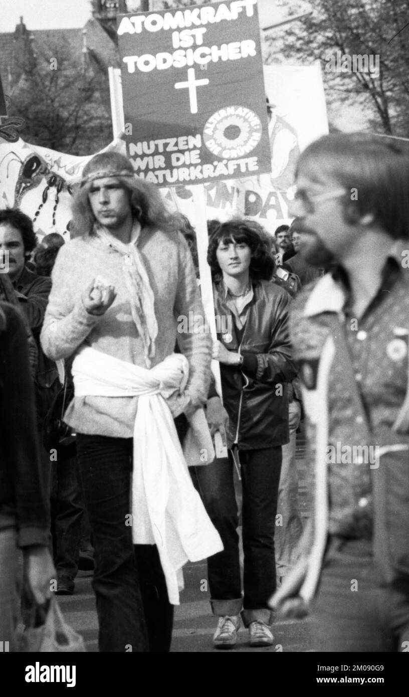 Mehr als 100 000 Menschen demonstrierten auf 14.100.1979 in Bonn, Deutschland, Europa gegen Atomkraft Stockfoto