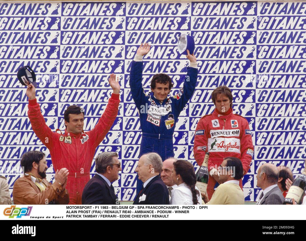 MOTORSPORT - F1 1983 - BELGIEN GP - SPA FRANCORCHAMPS - FOTO : DPPI ALAIN PROST (FRA) / RENAULT RE40 - AMBIENTE - PODIUM - GEWINNER PATRICK TAMBAY / FERRARI - EDDIE CHEEVER / RENAULT Stockfoto