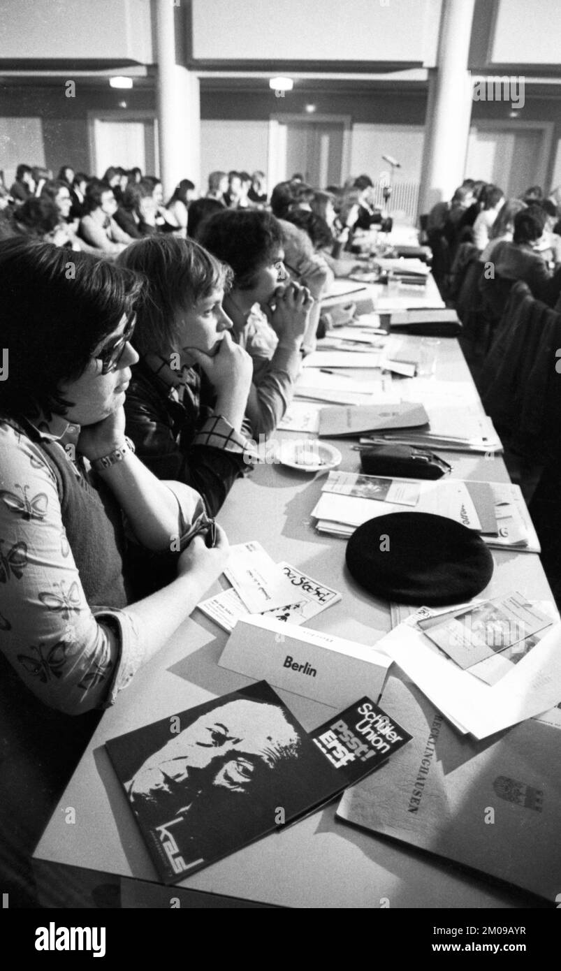 Der gemeinsame Schulkongress der Jungen Union und eines Teils der Christdemokratischen Partei (CDU) in Recklinghausen am 14. Dezember 1974 in Europa Stockfoto