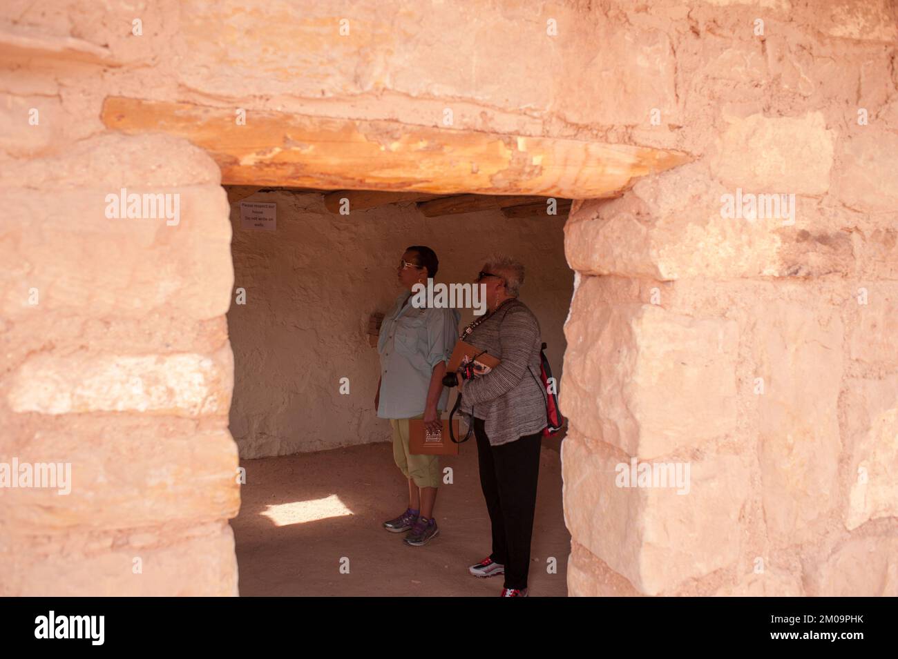 Büro des Administrators - Ureinwohner in Arizona - Bild der Tohono O'odham Nation, Hualapai Stamm, Havasupai Indianerstamm und Havasupai Indianerreservat, Umweltschutzbehörde Stockfoto