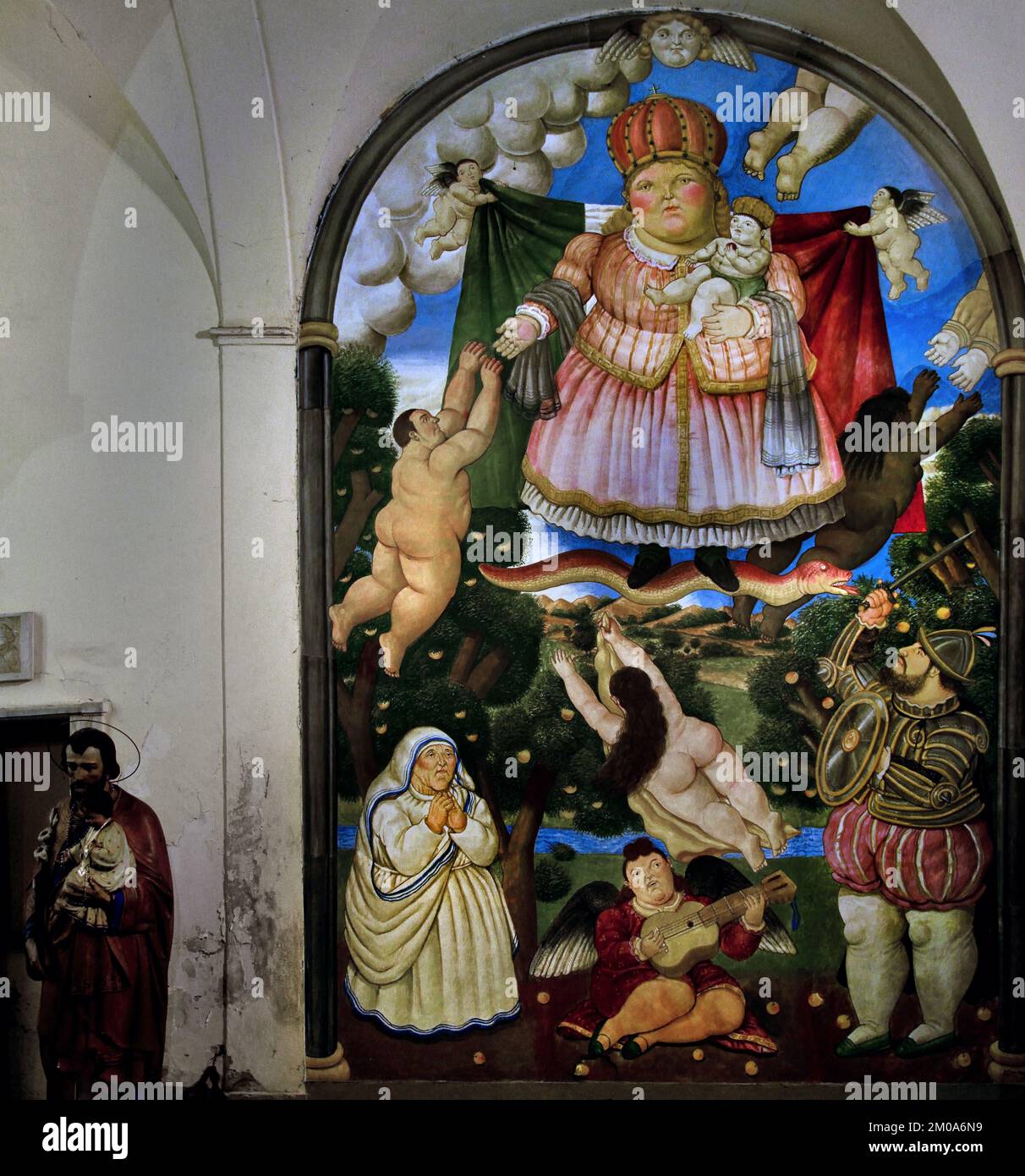Pietrasanta Porta del Paradiso, Tor des Paradieses, Fresko von Fernando Botero (1993) in der Kirche Misericordia, Italien, Pietrasanta Toskana, Stockfoto