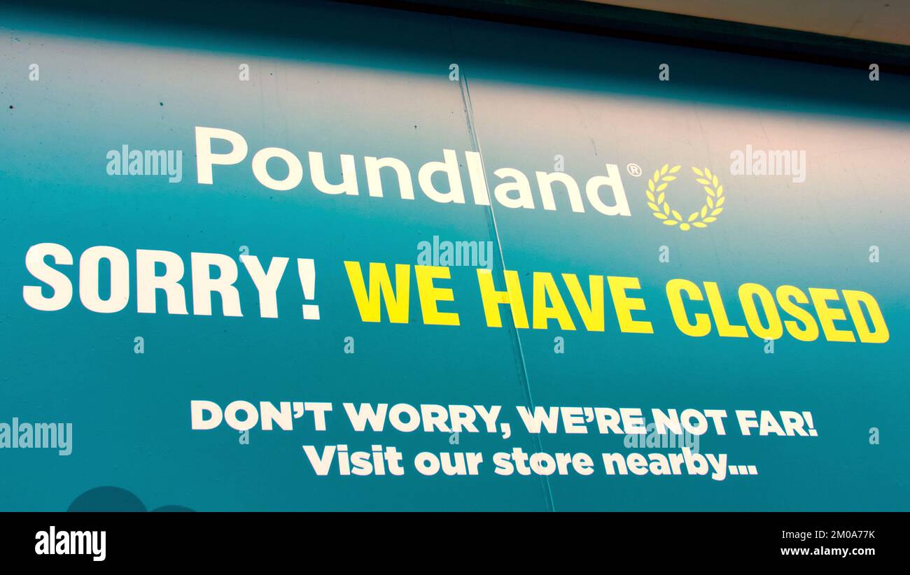 Leider haben wir das Poundland-Schild geschlossen Stockfoto