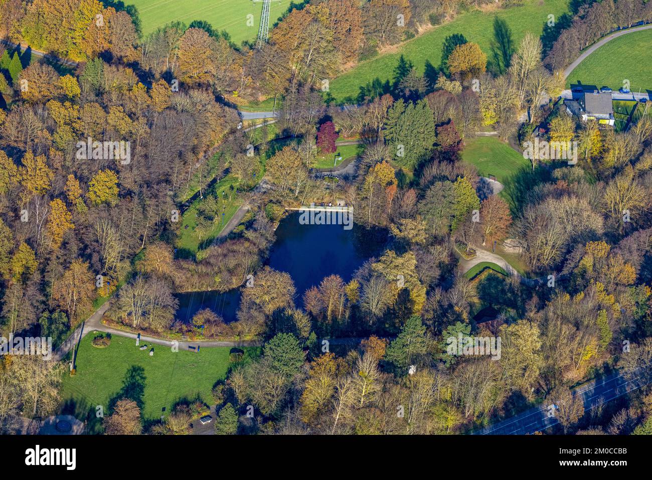 Luftaufnahme, Biebertales Freizeitzentrum mit Teich im Bezirk Lendringsen in Menden, Sauerland, Nordrhein-Westfalen, Deutschland, Deutschland, Europa, Erholung Stockfoto