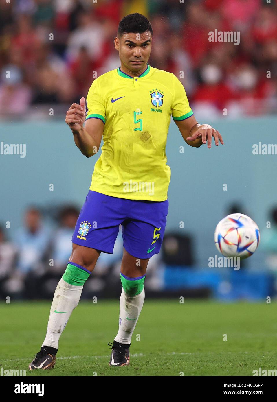 Doha, Katar, 5.. Dezember 2022. Casemiro von Brasilien beim FIFA-Weltmeisterschaftsspiel 2022 in Stadium 974, Doha. Der Bildausdruck sollte lauten: David Klein/Sportimage Stockfoto