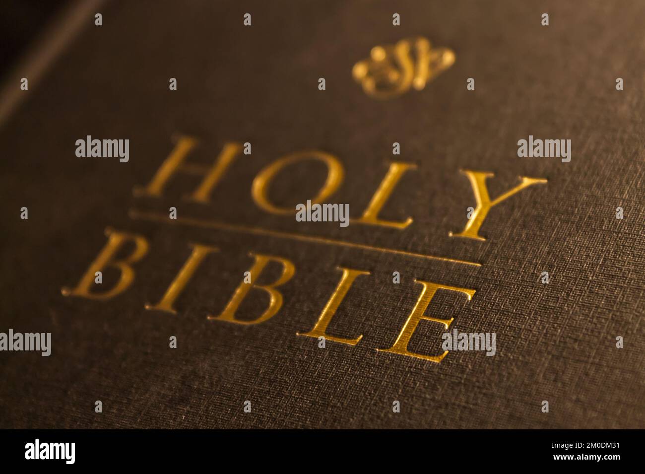 Das Buch Johannes aus der Heiligen Bibel, Gottes kostbares Wort für uns. Das ist aus Kapitel 3 und 4 des Johannes Evangeliums. Stockfoto