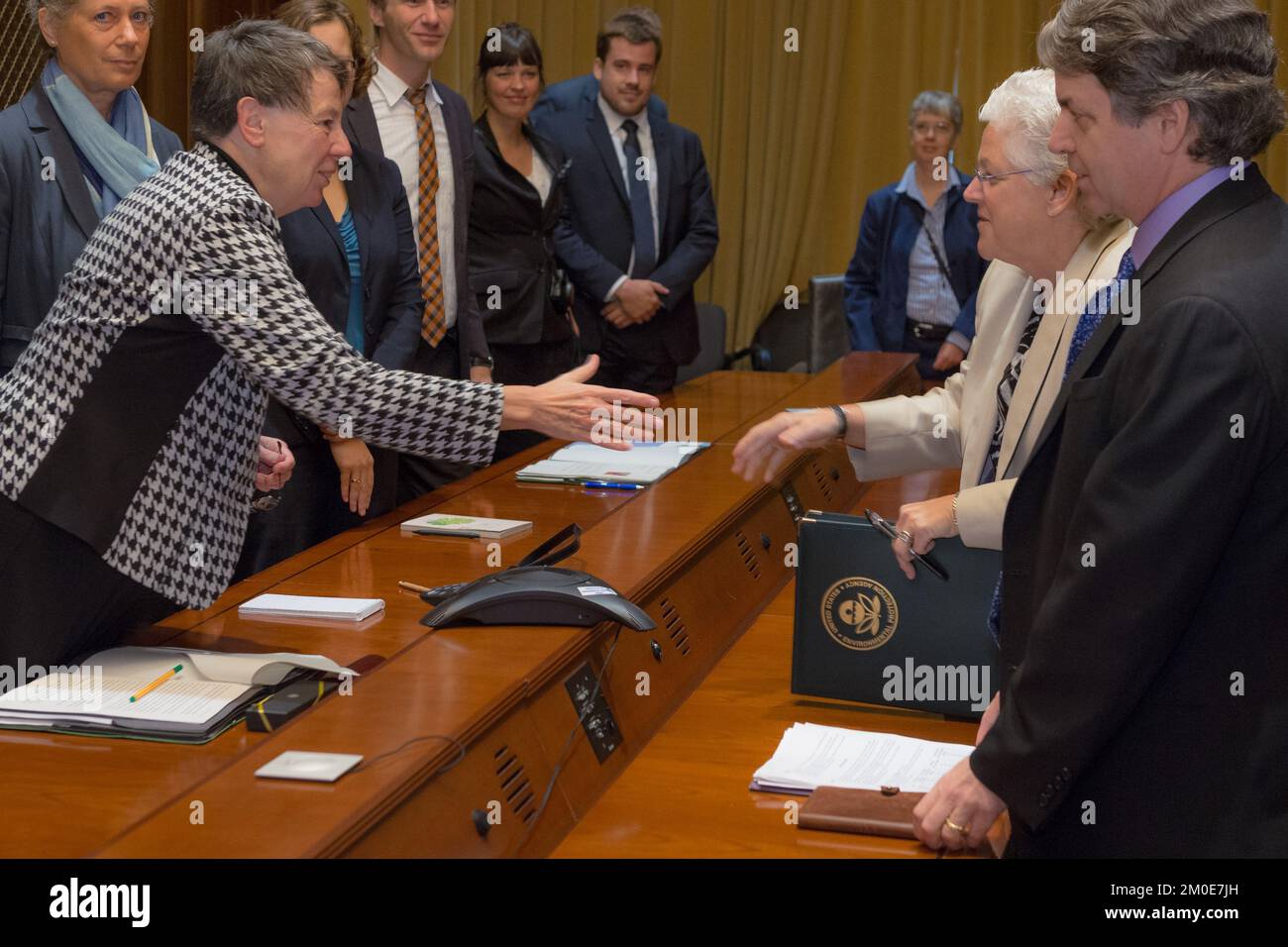 Büro der Verwaltungsrätin - Treffen mit Barbara Hendricks, Bundesumweltministerin für Deutschland, Umweltschutzbehörde Stockfoto